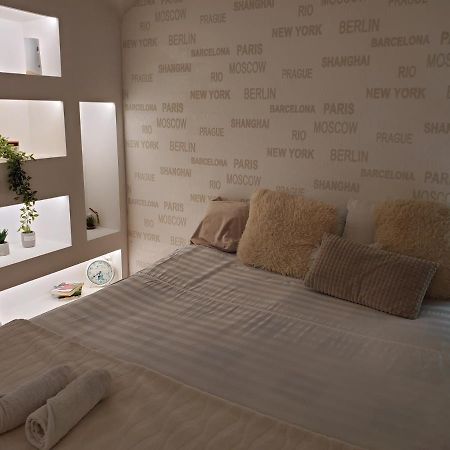 Ferienwohnung Sleep And Drive White Sarajevo Exterior foto